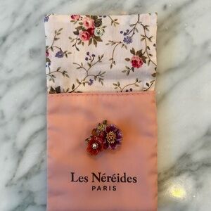 Les Néréides Red and Gold Floral Brooch